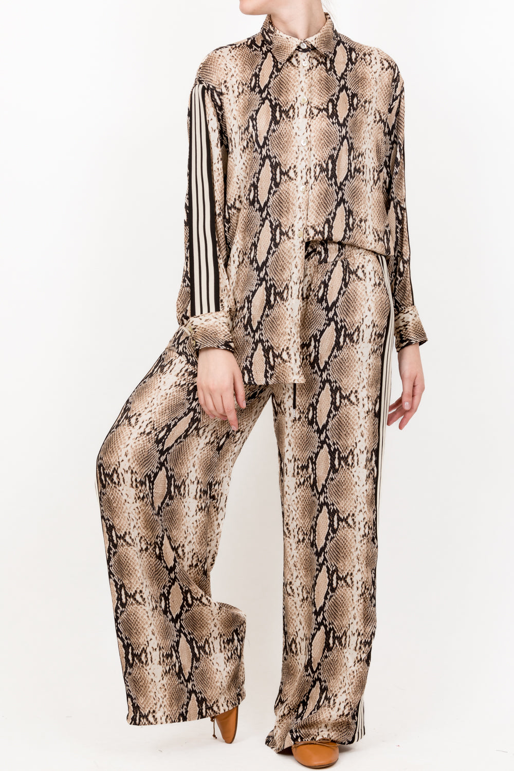 Tensione In - Pantalone animalier con coulisse banda laterale Art. 33634